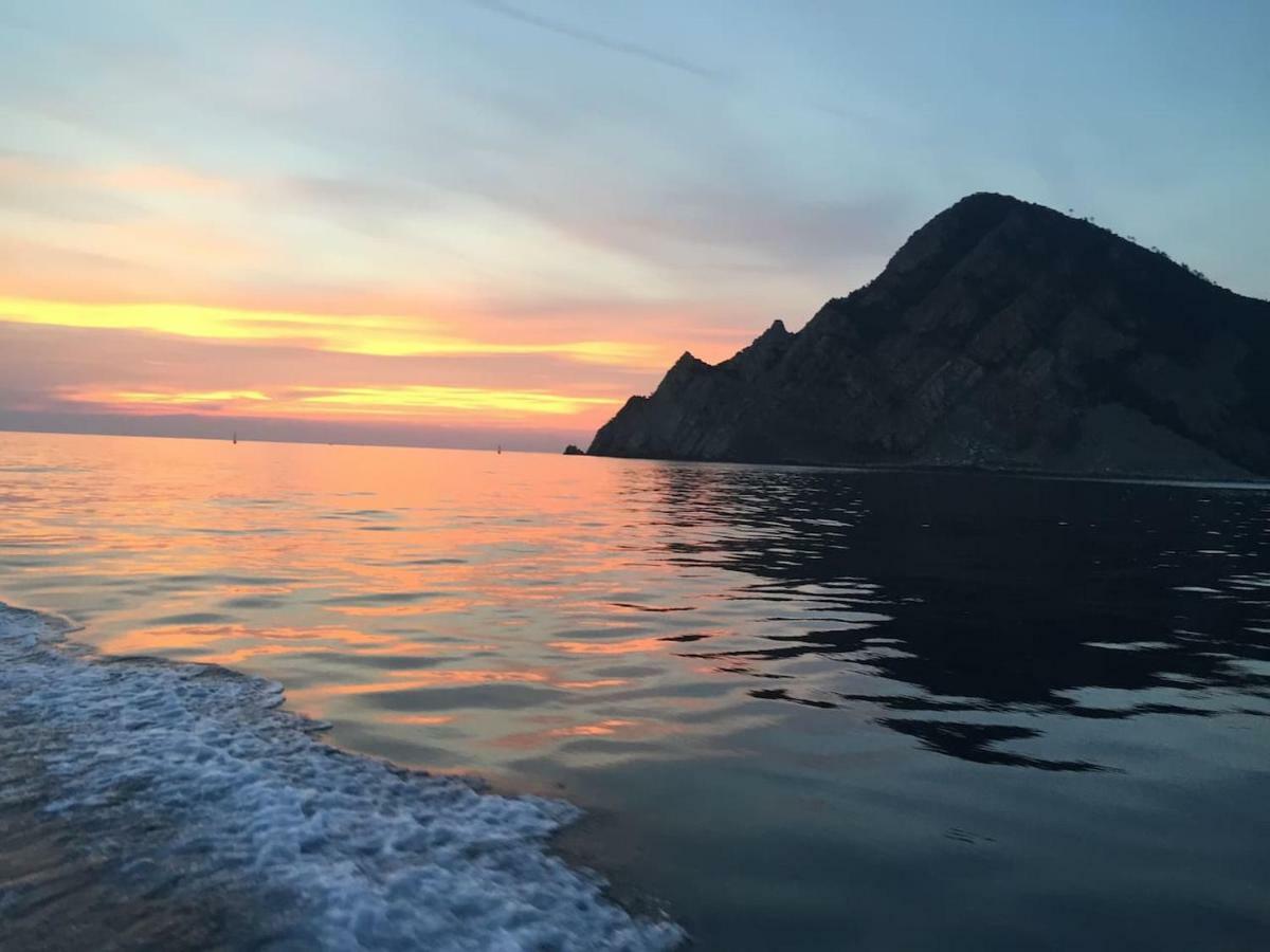 Tavernetta 109 Terrazza Tra Le 5 Terre E Portofino Deiva Marina Exteriör bild